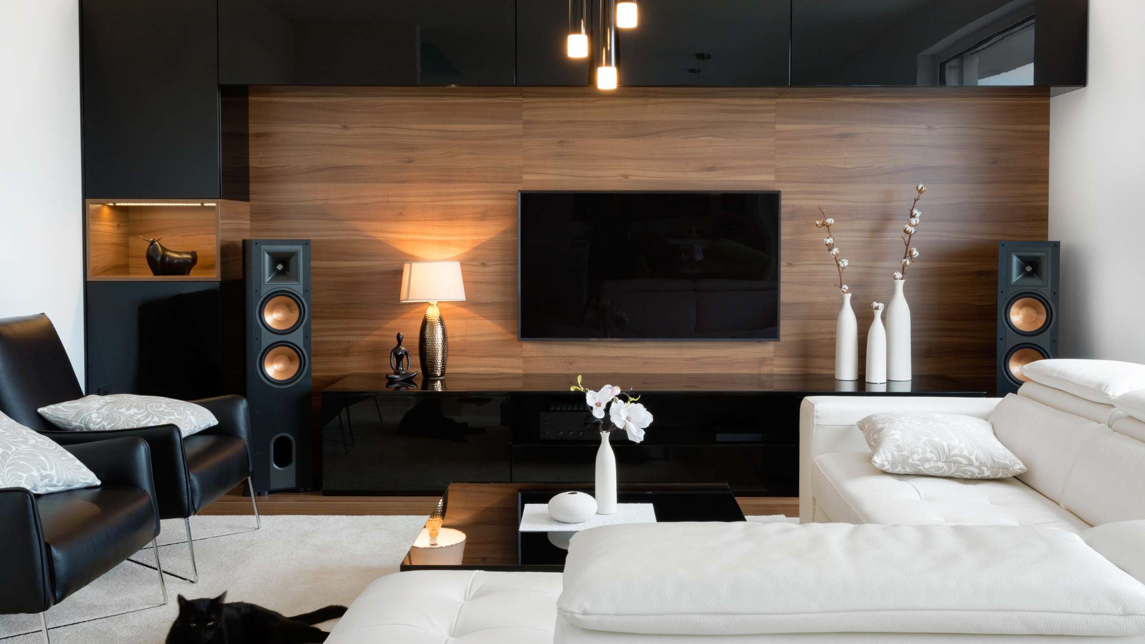 Creative Decorating Ideas for Small Living Spaces