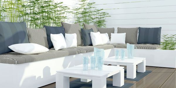 Winter Outdoor Entertaining: Setting Up for BBQs and Gatherings