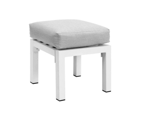 Outdoor Benches and Stools: How to Choose the Right One for You - Moda Living